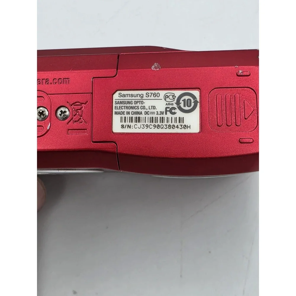 Samsung S760 Digital Camera 7.2MP 5x Digital Zoom 3x Optical Zoom Red PARTS ONLY